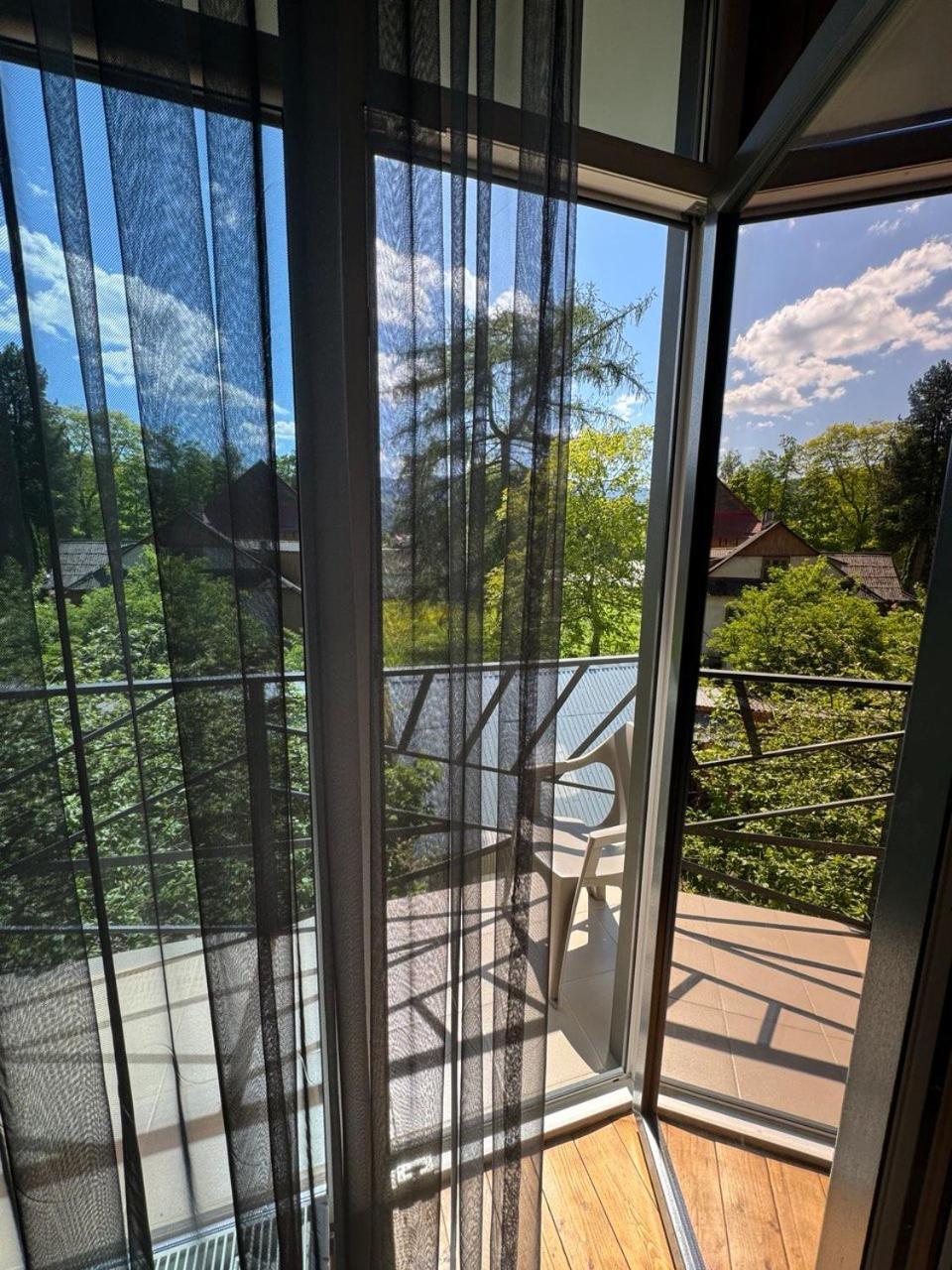 Girske Povitria 2 Villa ยาเรมชา ภายนอก รูปภาพ