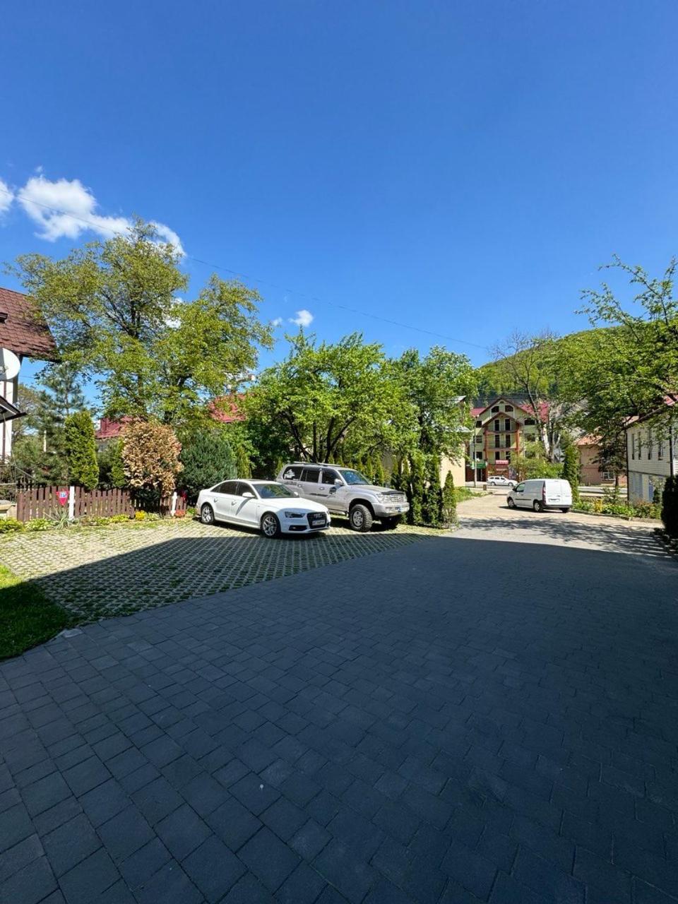 Girske Povitria 2 Villa ยาเรมชา ภายนอก รูปภาพ